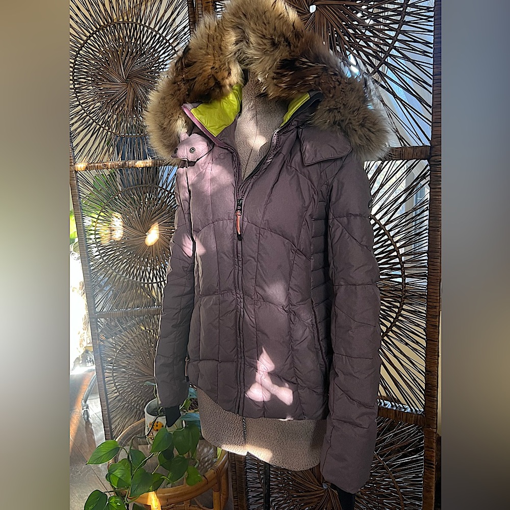 KJUS Spirit Collection Down Ski Coat with Fur Trim Hood Dusty Purple | Sz 38 (M)